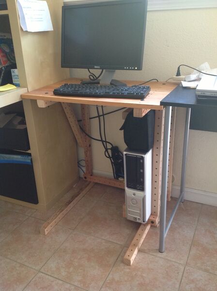 File:Standing desk.jpg