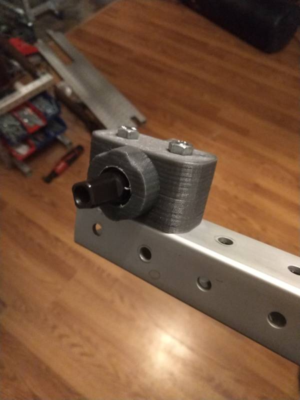 Bicycle bottom bracket adapter left side