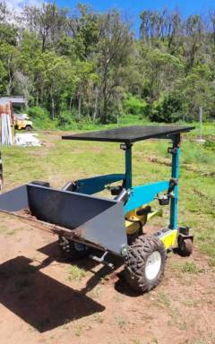 hand-e_tractor_by_curly_s_ag.jpg