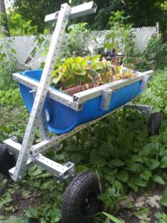 wagonhosta.jpg wagonhosta.jpg